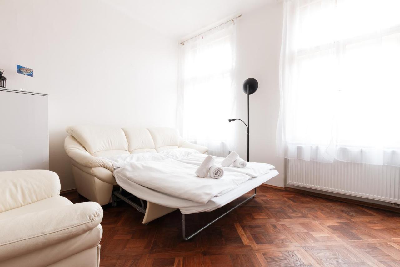 Prague Days - Stylish New Town Apartments エクステリア 写真