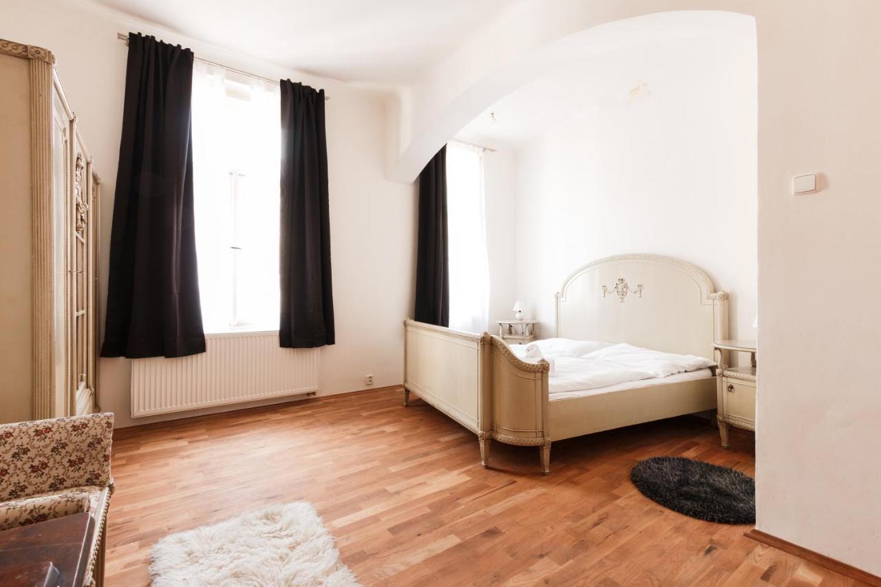 Prague Days - Stylish New Town Apartments エクステリア 写真